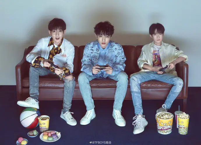 Super Junior's Eunhyuk Rumored to be Directing TFBoys for Their Anniversary Concert in Shenzhen