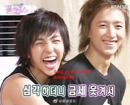 Former Super Junior Member, Kim Kibum, Congratulates Han Geng on Getting Married