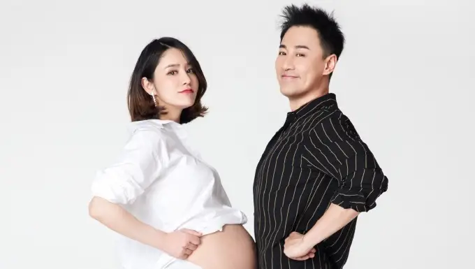 Raymond Lam and Carina Zhang Welcome Their New Born Baby