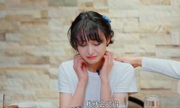 38jiejie | 三八姐姐｜Zheng Shuang Explains Why She Doesn't Like Her Character,  “Bei Weiwei”, from “Love O2O”