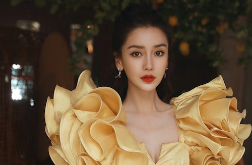 Angelababy Tells Netizens They're Overthinking into IG Post Showing "Are You Cheating On Me?"