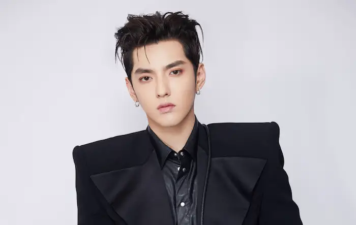 Kris Wu Books Entire Theater Room for Movie Date –